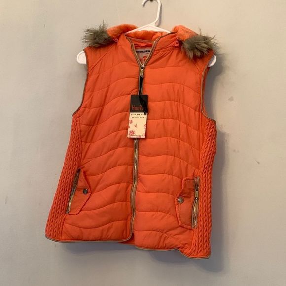 Han Ton Jackets & Blazers - Han Ton coral faux fur hooded puffer vest Size M NWT